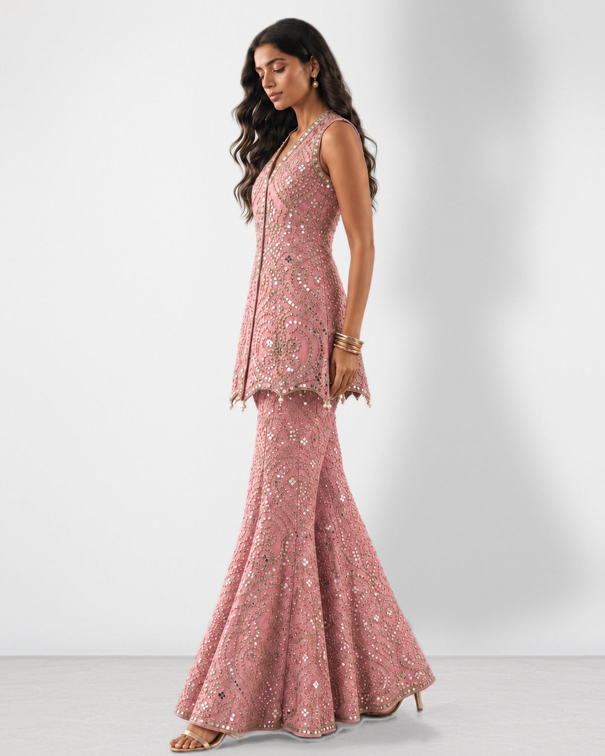 Dark pink mirror work kurta and scalloped sharara set, Aina Karée – view 4
