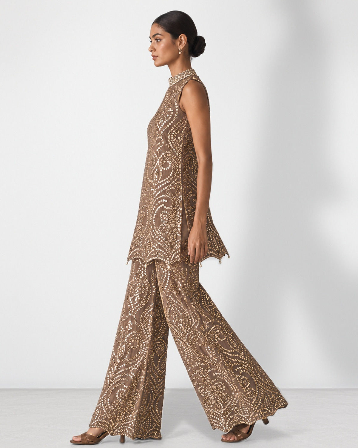 Dark brown high-collar mirror work tunic and wide-leg pant set, Aina Karée – view 3