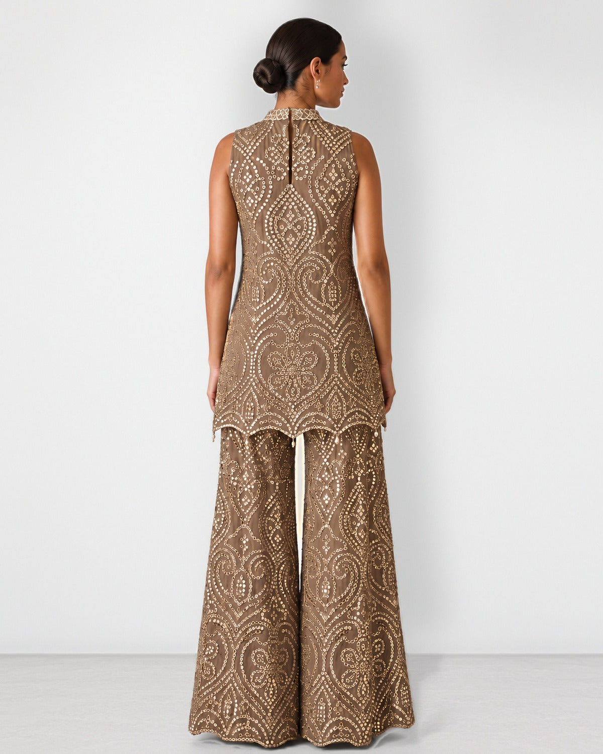 Dark brown high-collar mirror work tunic and wide-leg pant set, Aina Karée – view 4