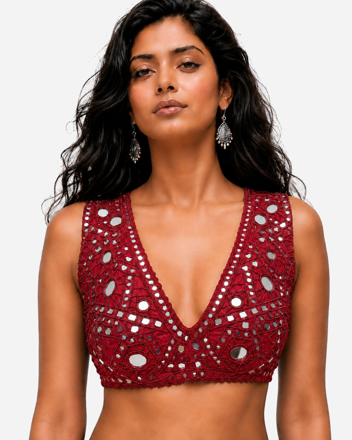 Red hand-embroidered silk skirt set with mirror work blouse, Aina Karée – view 2